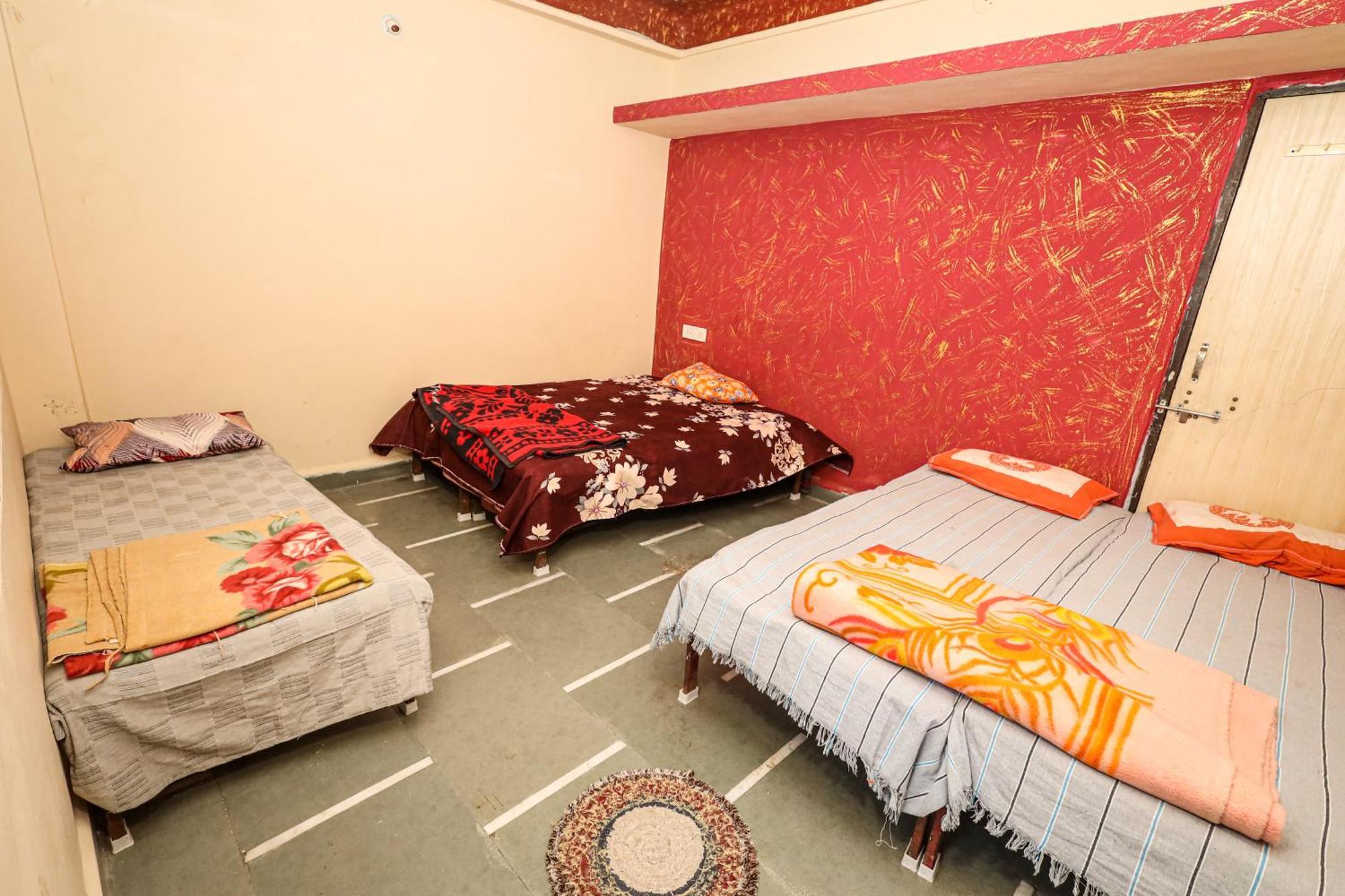 Rai Guest House Ujjain Ngoại thất bức ảnh